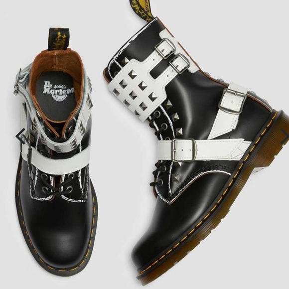 Dr. Martens Shoes - Dr martens 1490 Joska  boot